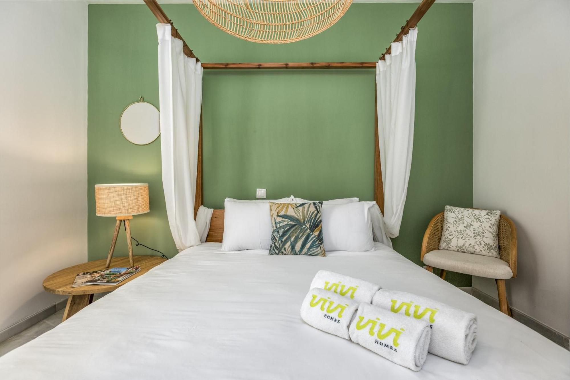 Vivi Homes - Casa Nobu Pool, Garden, Patio & Apartamento *