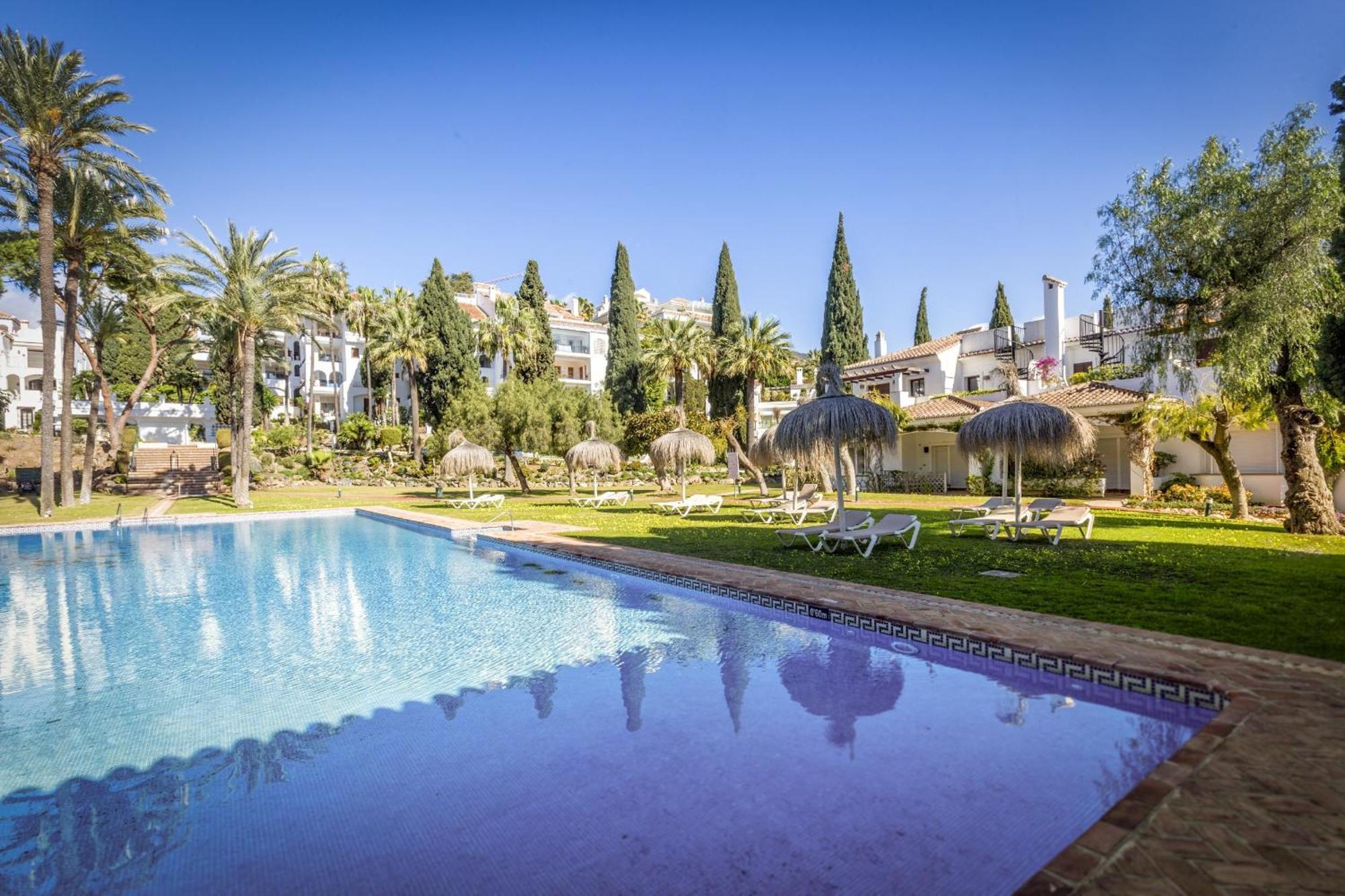 Vivi Homes - Casa Nobu Pool, Garden, Patio & *